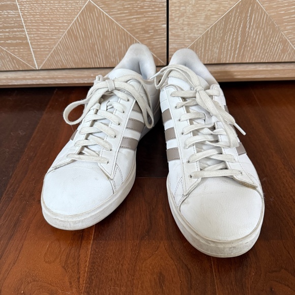 ADIDAS Grand Court Shoe - Picture 4 of 7